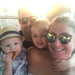 Meet your Posher, Kelly